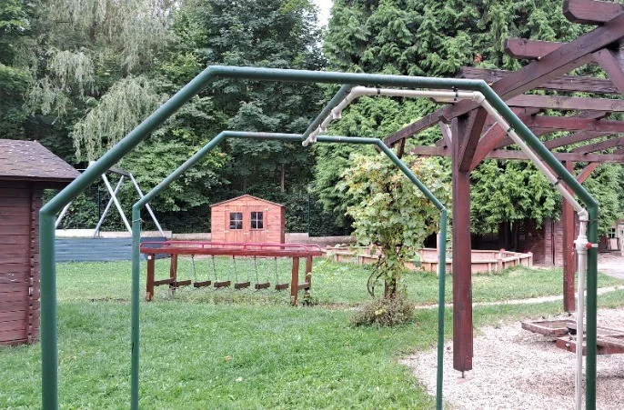 Mlžná sprcha na zahradě